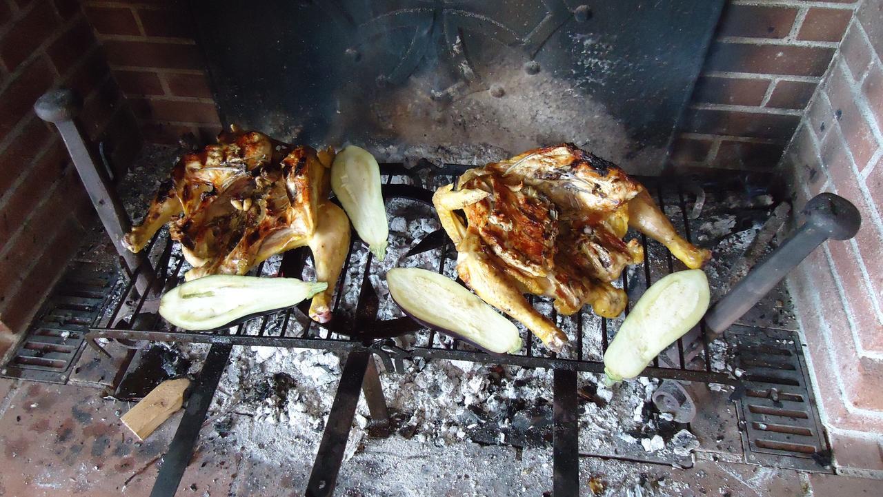 Gite Au Bouzigues Monlaur-Bernet Buitenkant foto